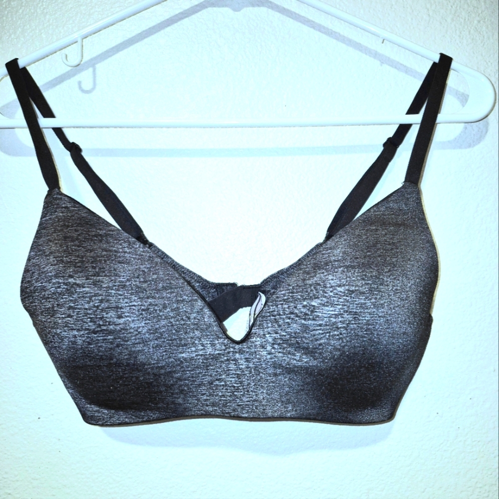 Victoria's Secret grey bra